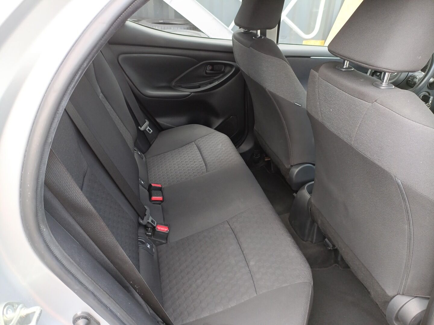 Toyota Yaris - zdjęcie 10