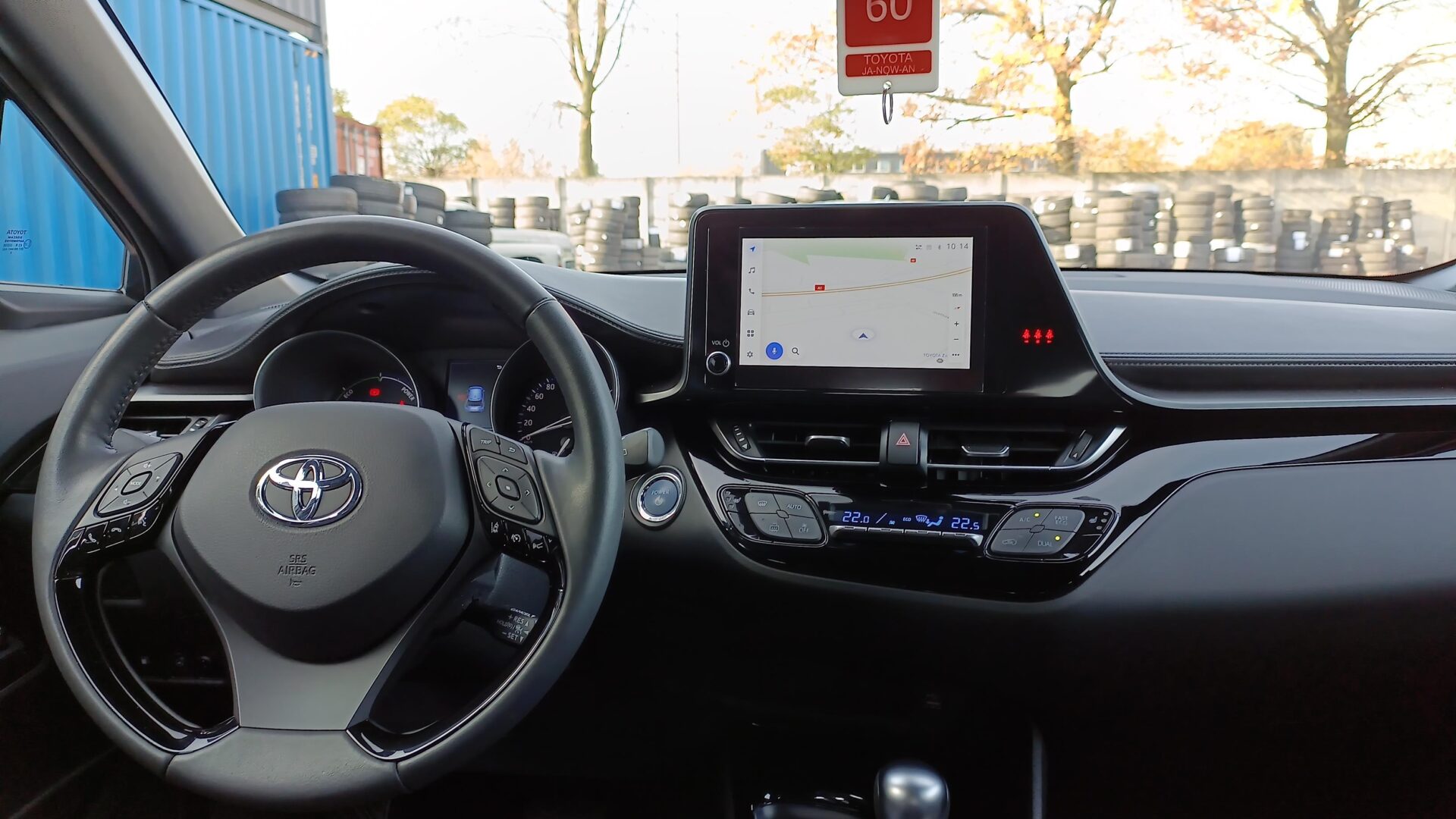 Toyota C-HR - zdjęcie 11