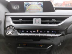 Lexus UX - miniatura 15