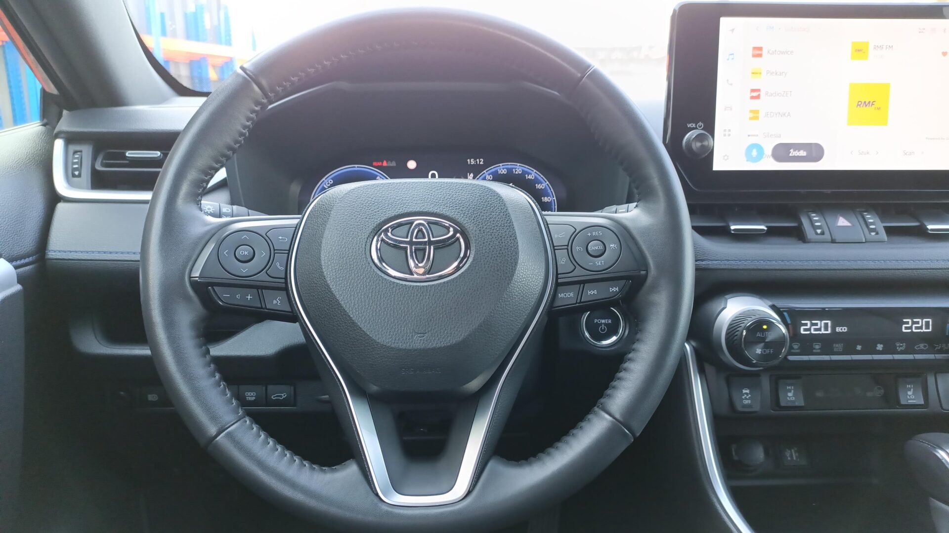 Toyota RAV4 - zdjęcie 14