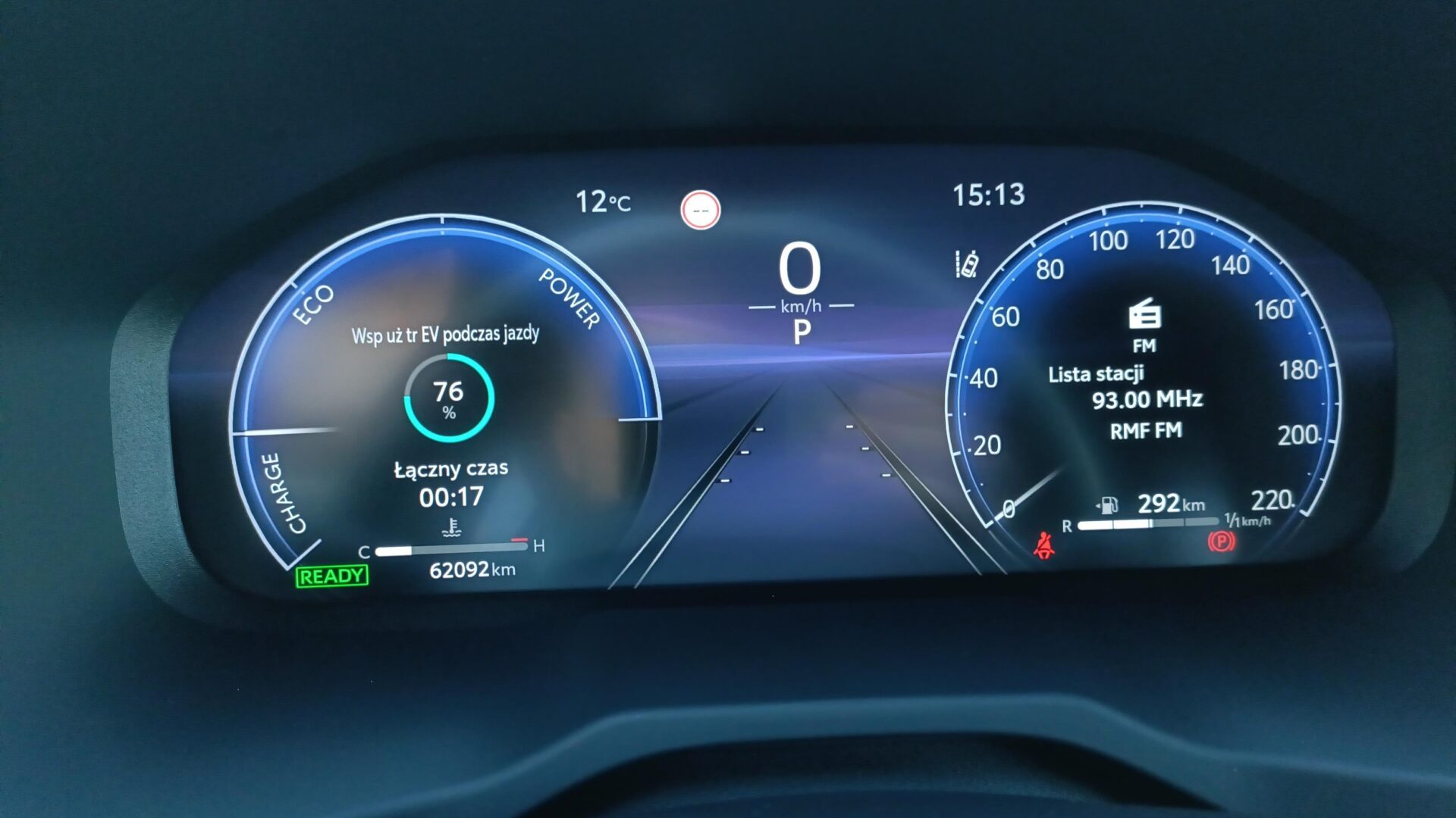 Toyota RAV4 - zdjęcie 16