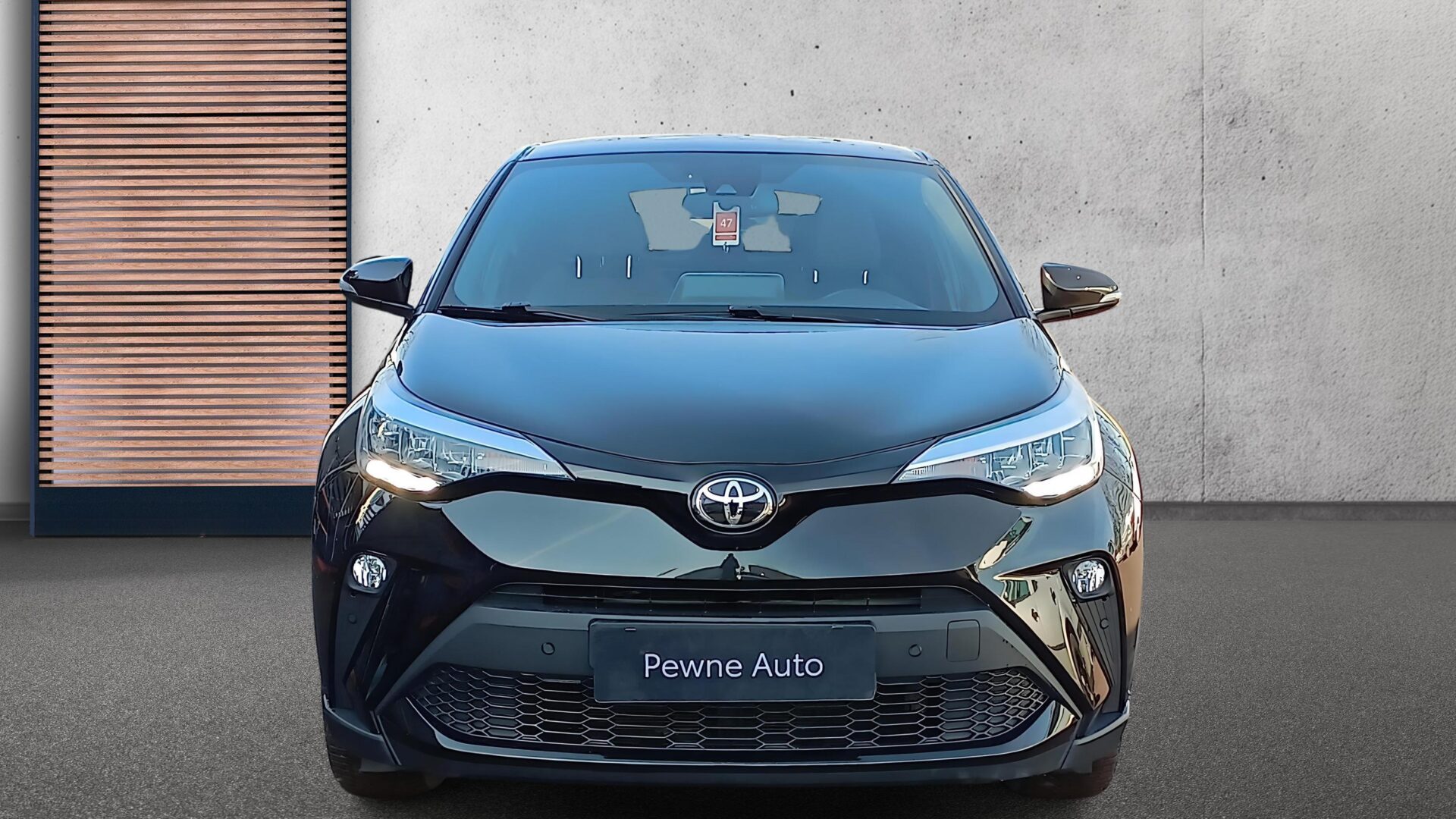 Toyota C-HR - zdjęcie 2