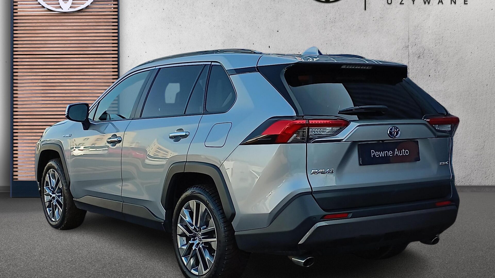 Toyota RAV4 - zdjęcie 3