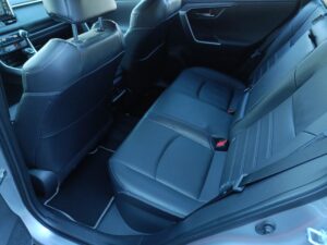 Toyota RAV4 - miniatura 10