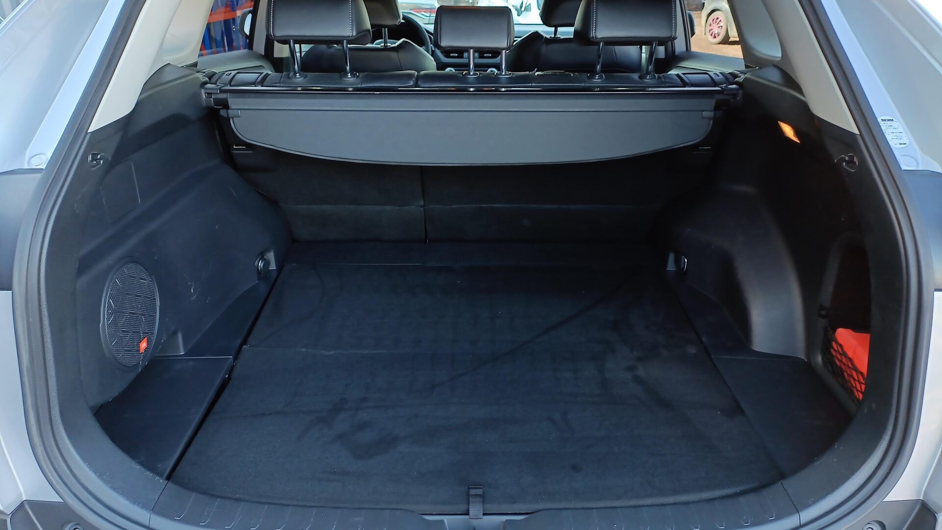 Toyota RAV4 - zdjęcie 11