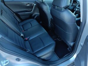 Toyota RAV4 - miniatura 12