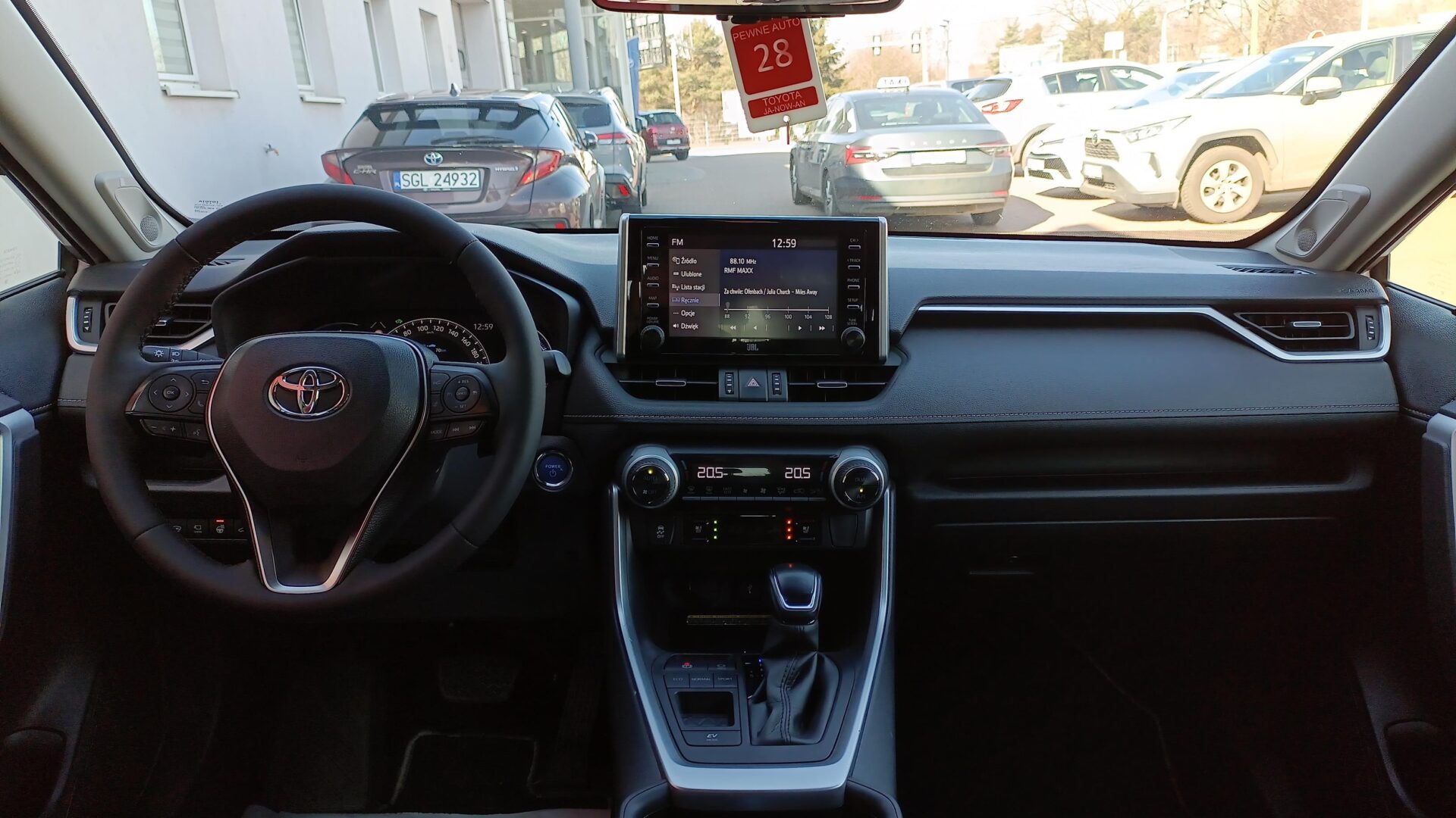 Toyota RAV4 - zdjęcie 14