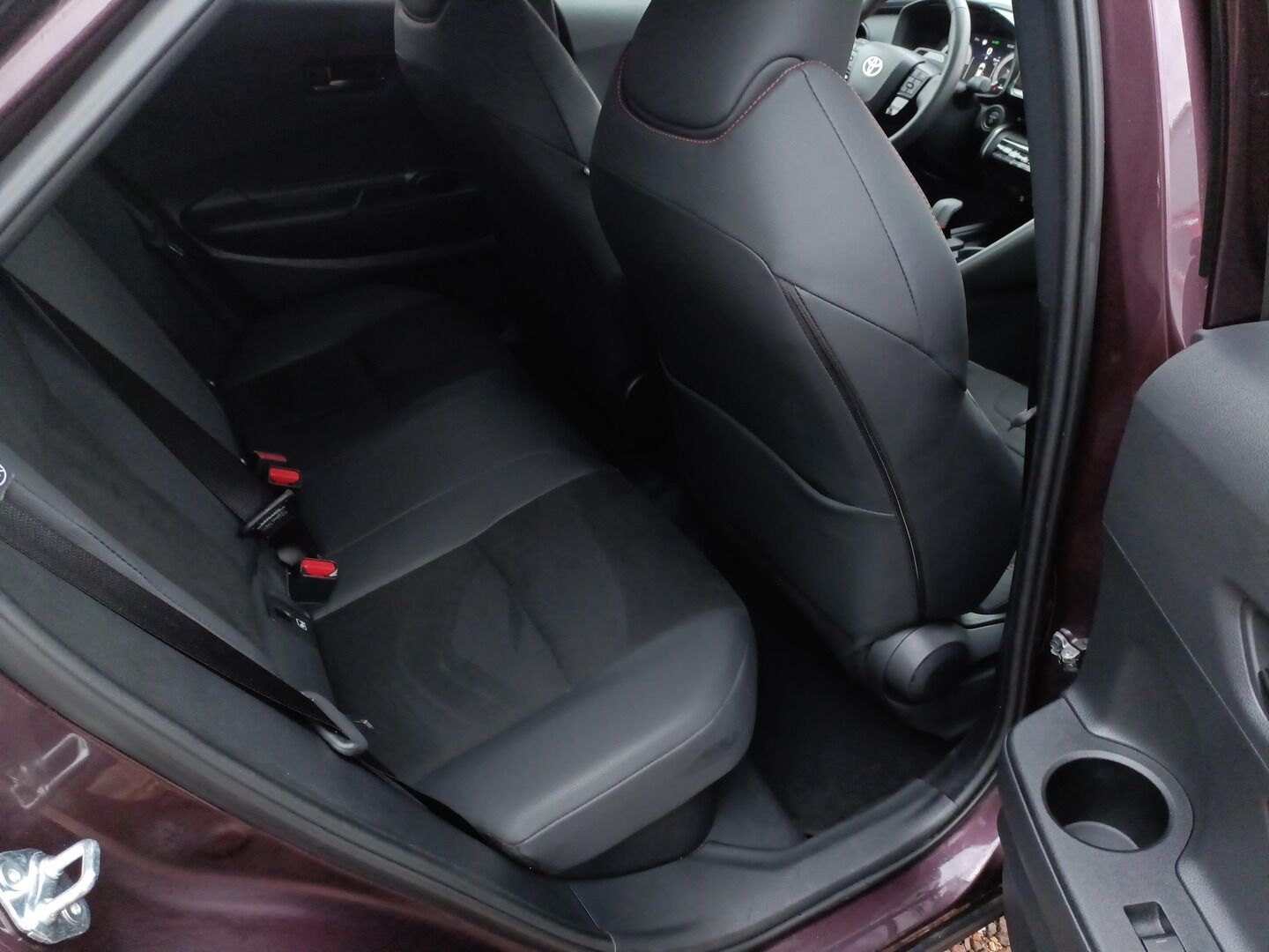 Toyota C-HR - zdjęcie 12