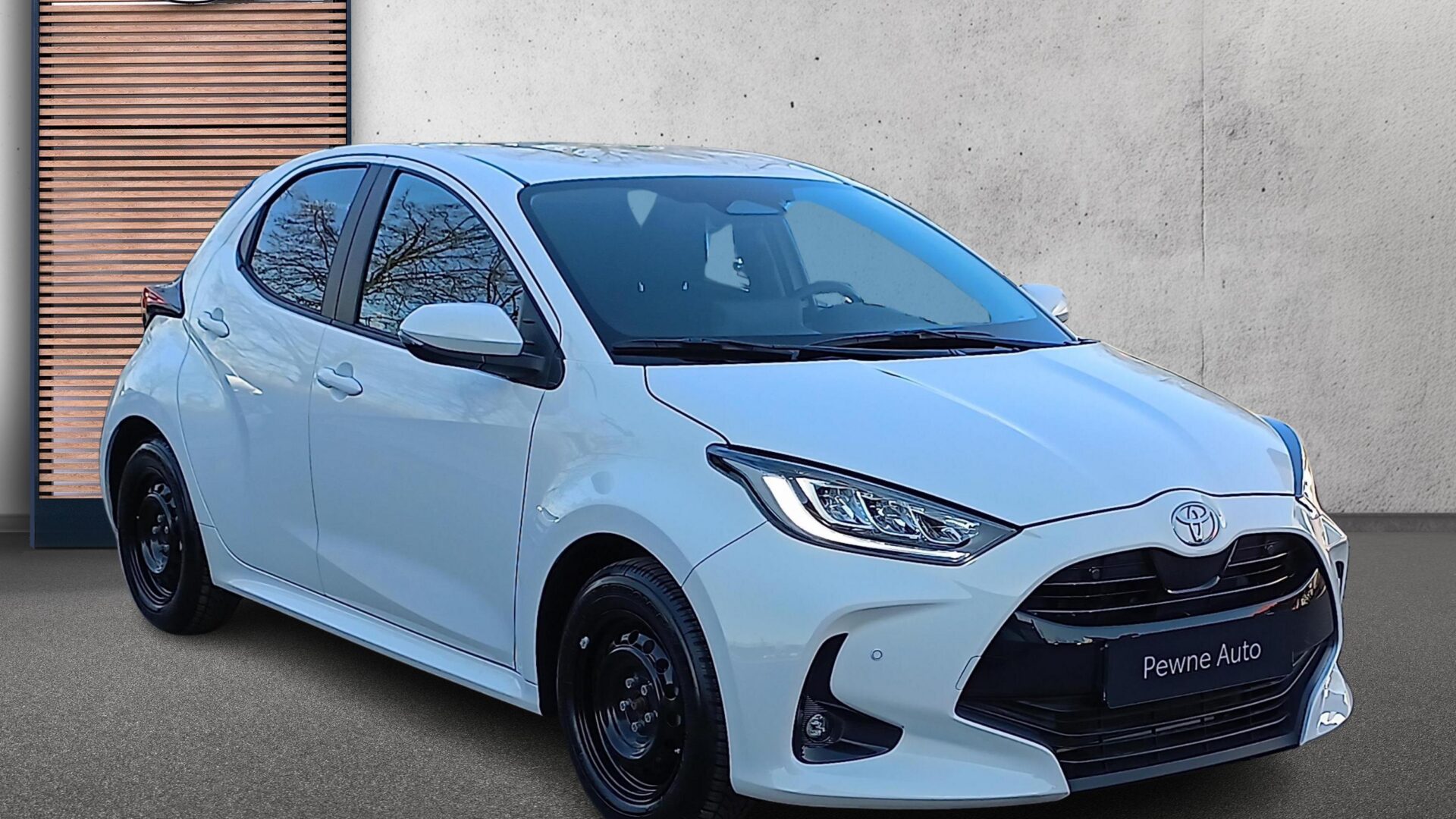 Toyota Yaris - zdjęcie 7