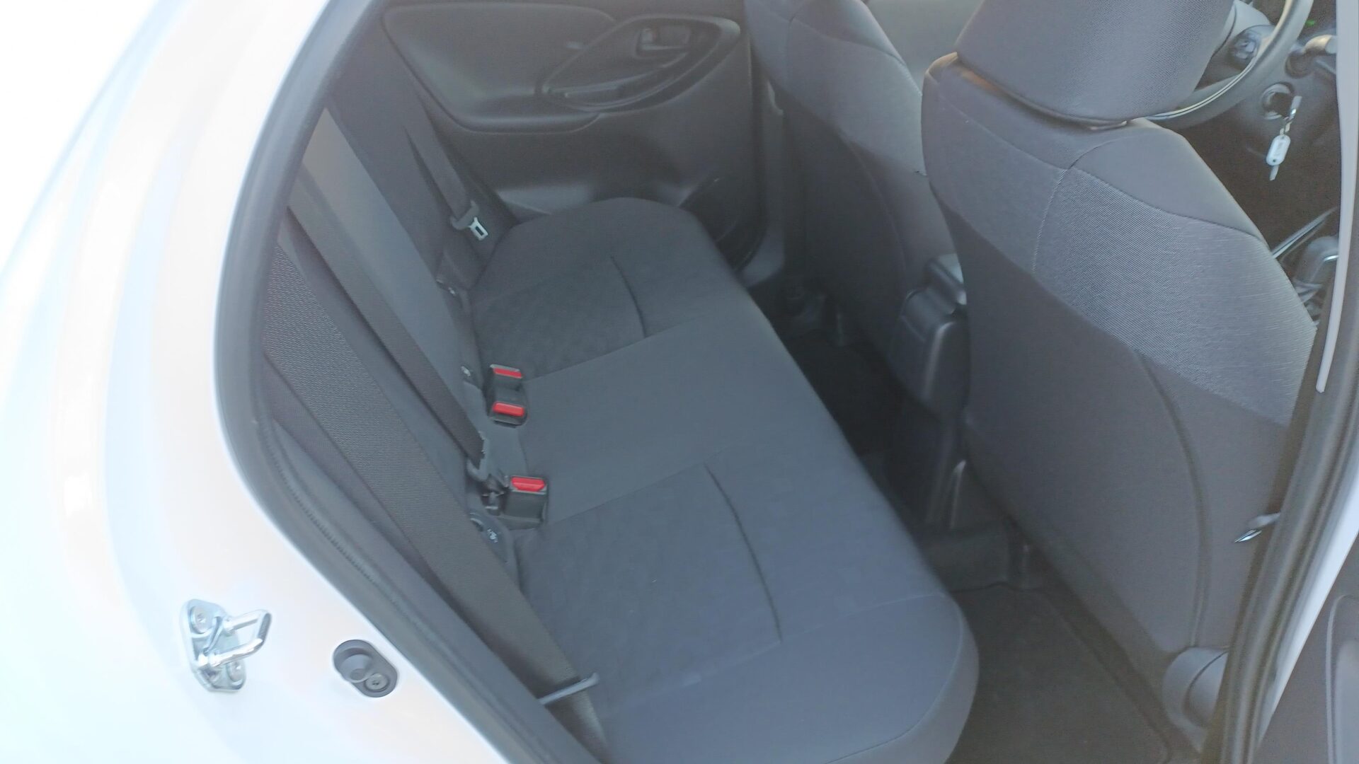 Toyota Yaris - zdjęcie 10