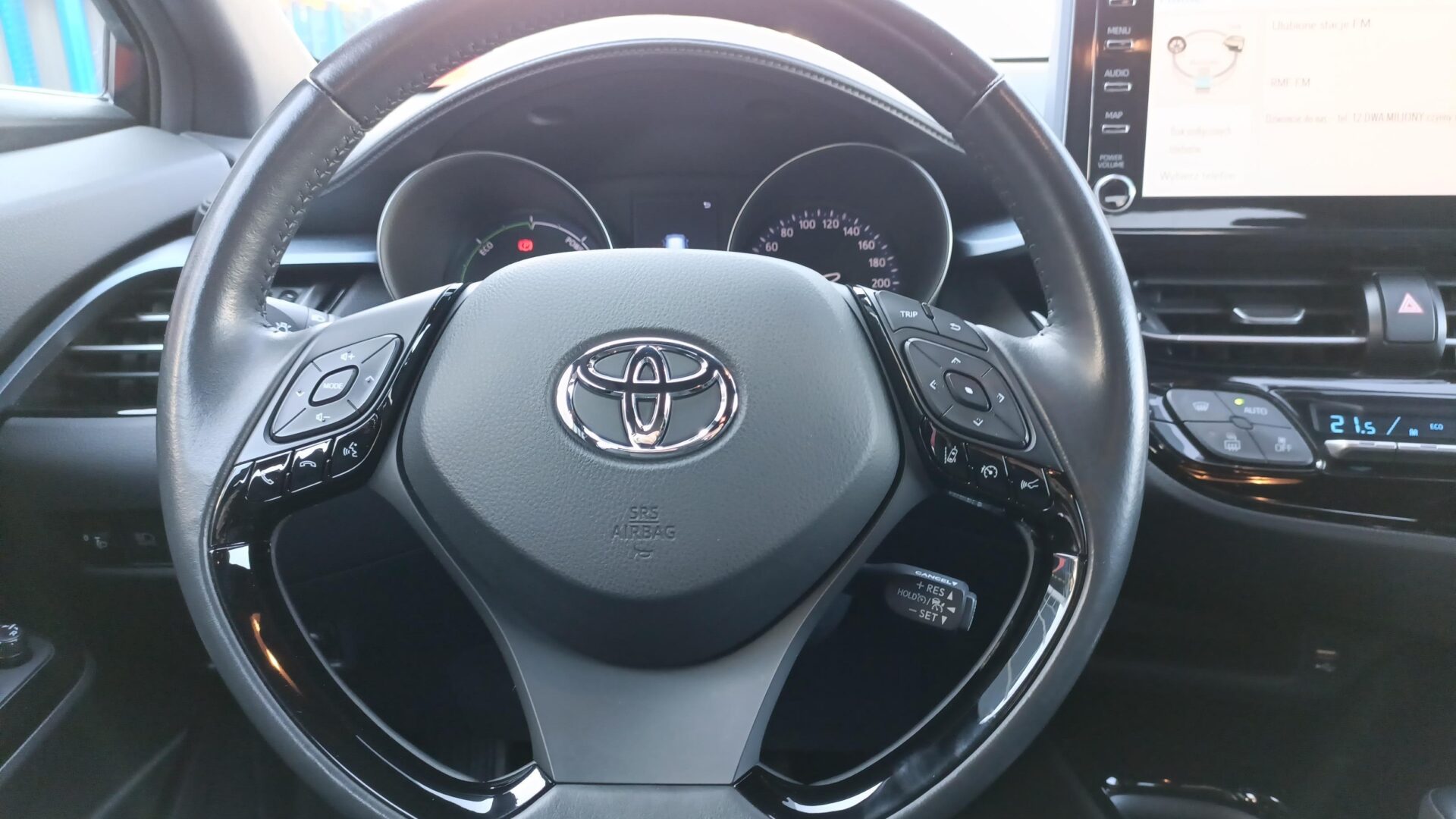 Toyota C-HR - zdjęcie 15