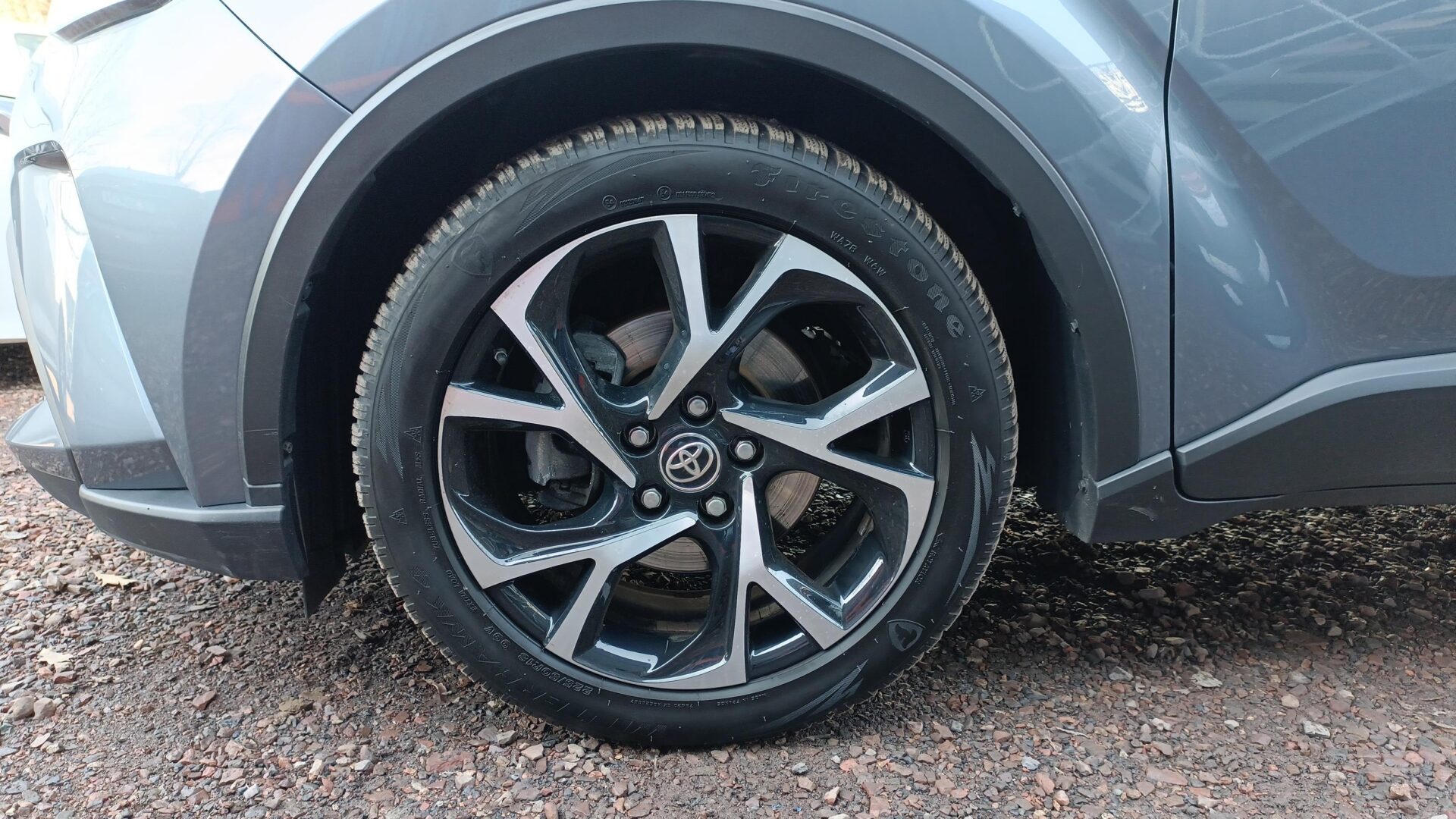 Toyota C-HR - zdjęcie 19