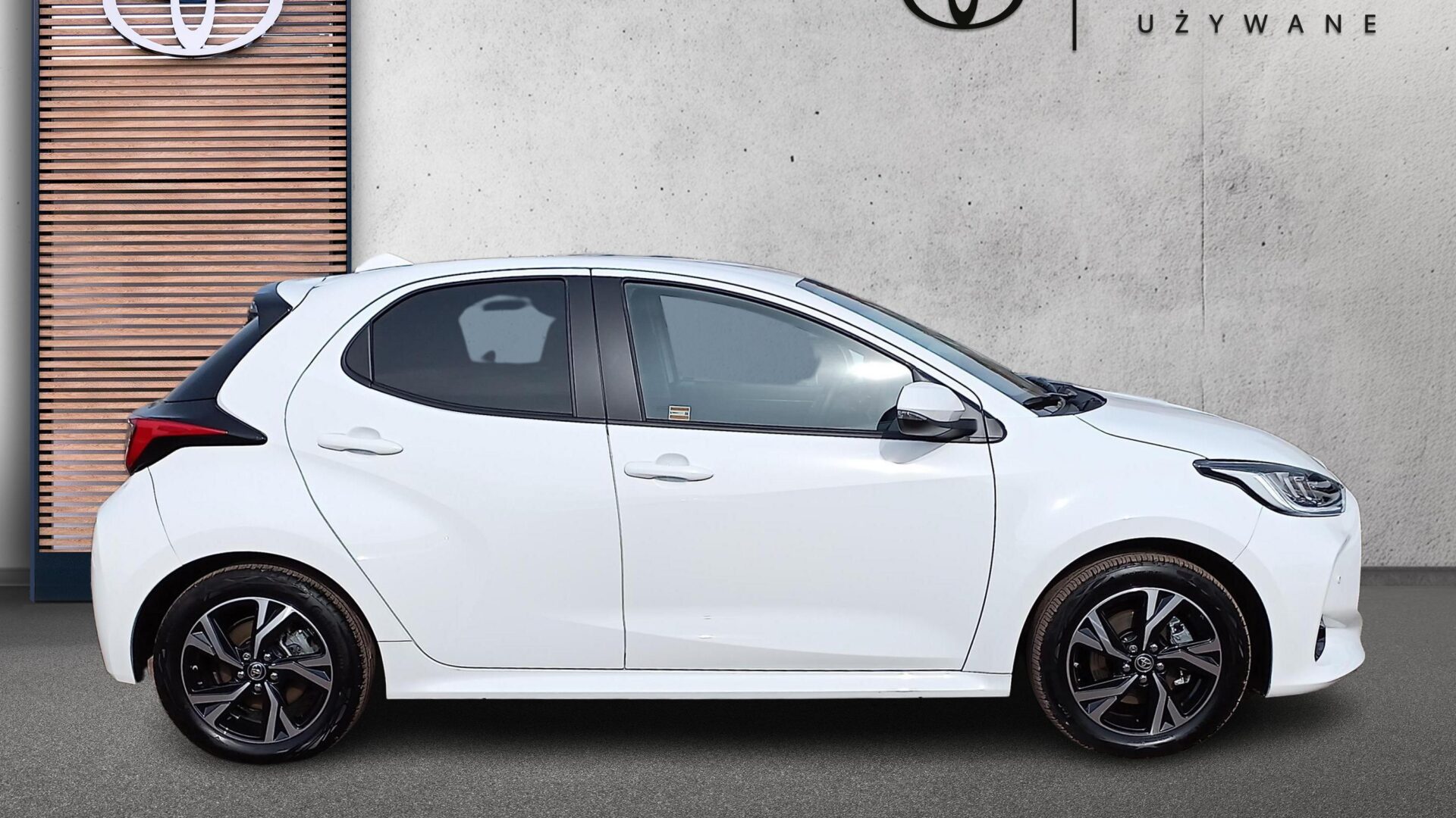 Toyota Yaris - zdjęcie 4