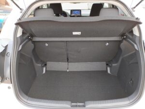 Toyota Yaris - miniatura 18