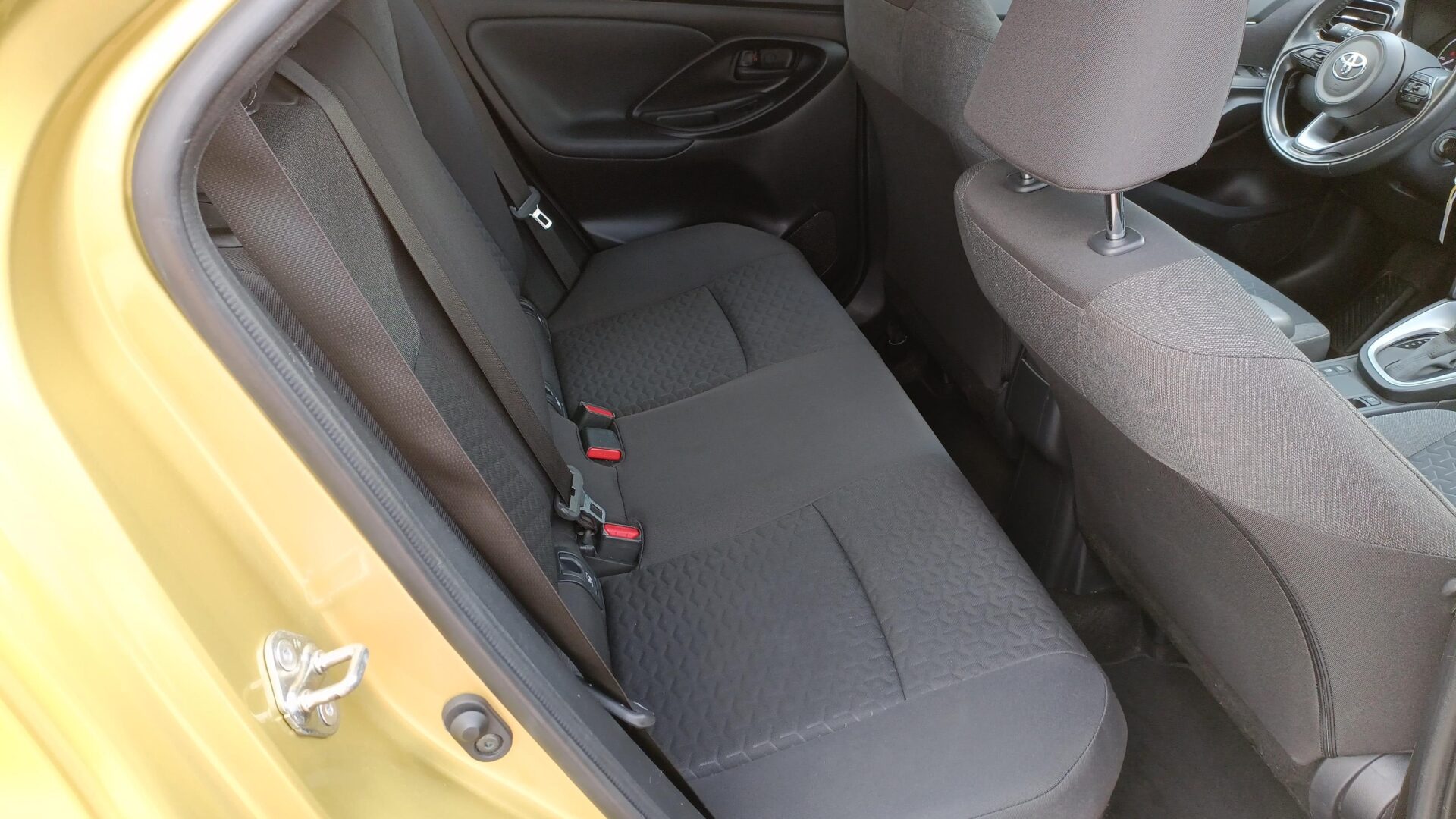 Toyota Yaris Cross - zdjęcie 10