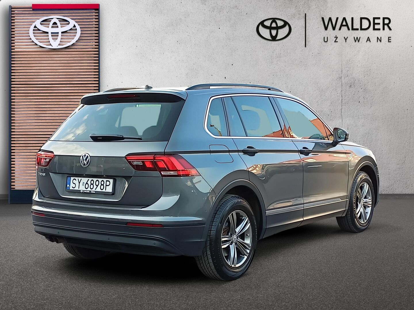 Volkswagen Tiguan - zdjęcie 5