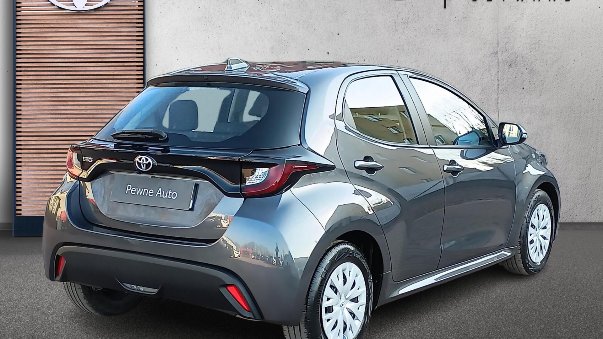 Toyota Yaris - zdjęcie 5