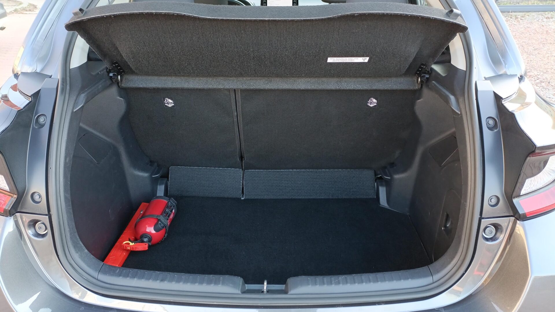 Toyota Yaris - zdjęcie 13