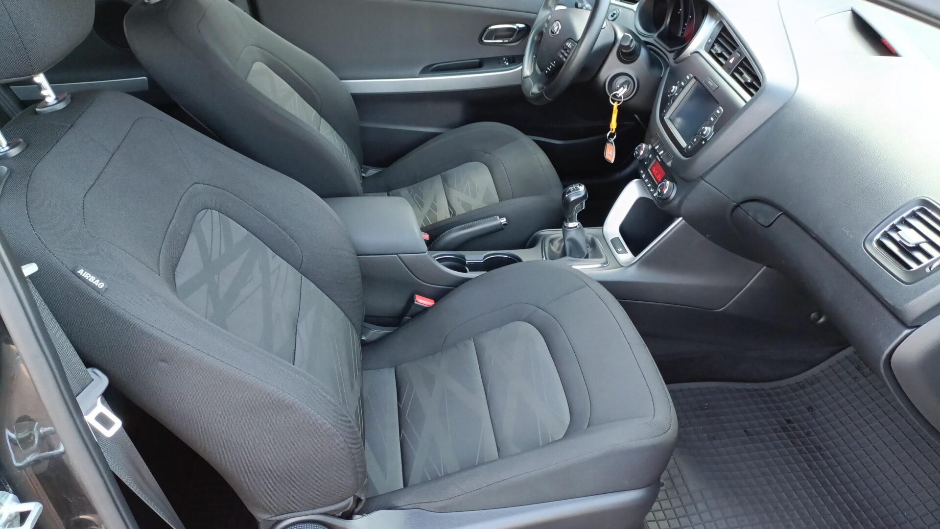 Kia Pro_cee'd - zdjęcie 9