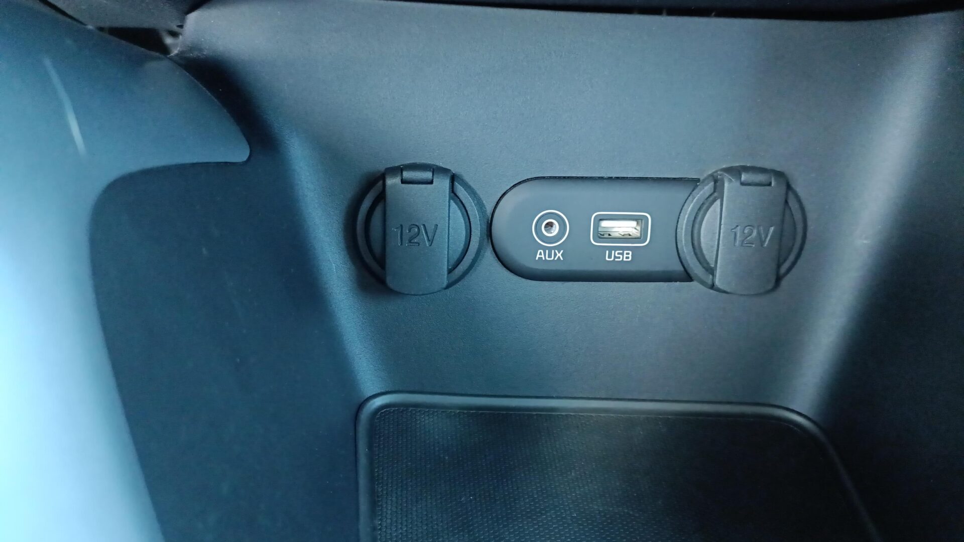 Kia Pro_cee'd - zdjęcie 23