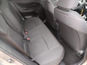 Toyota Yaris - miniatura 12