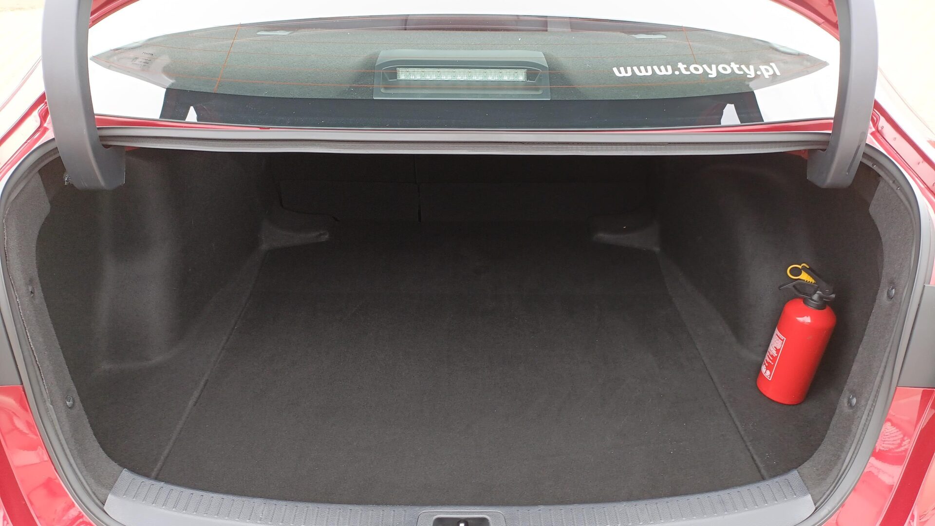 Toyota Corolla - zdjęcie 18