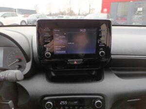 Toyota Yaris - miniatura 16