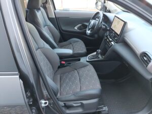 Toyota Yaris Cross - miniatura 11