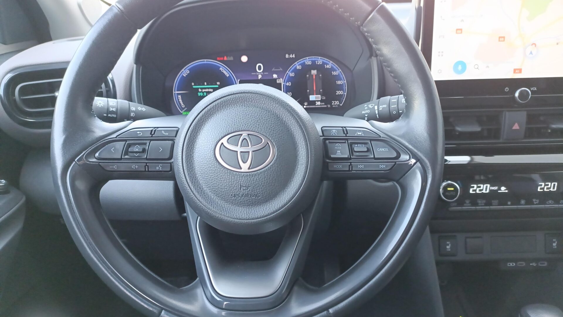 Toyota Yaris Cross - zdjęcie 15