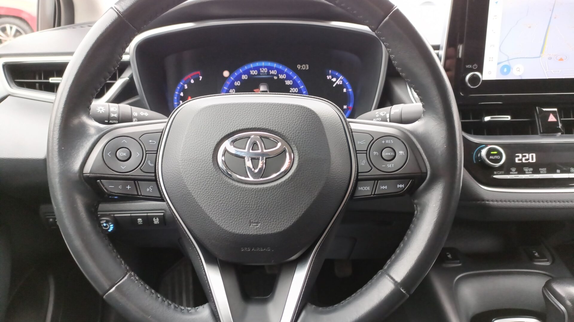 Toyota Corolla - zdjęcie 15