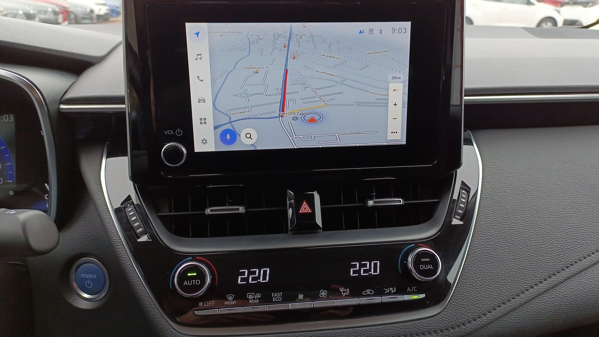 Toyota Corolla - zdjęcie 17