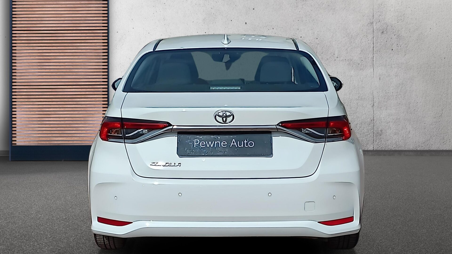 Toyota Corolla - zdjęcie 4