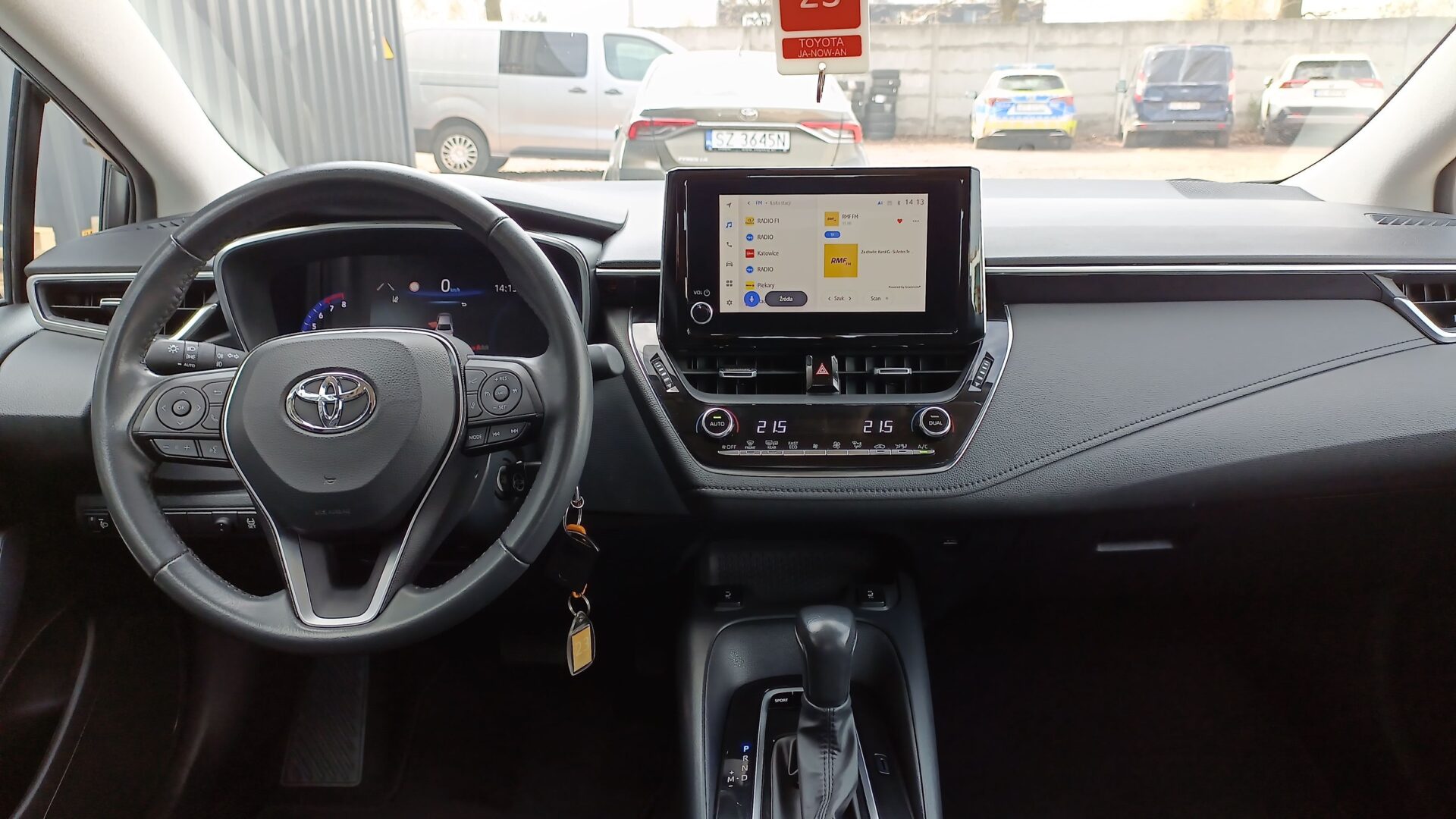 Toyota Corolla - zdjęcie 13