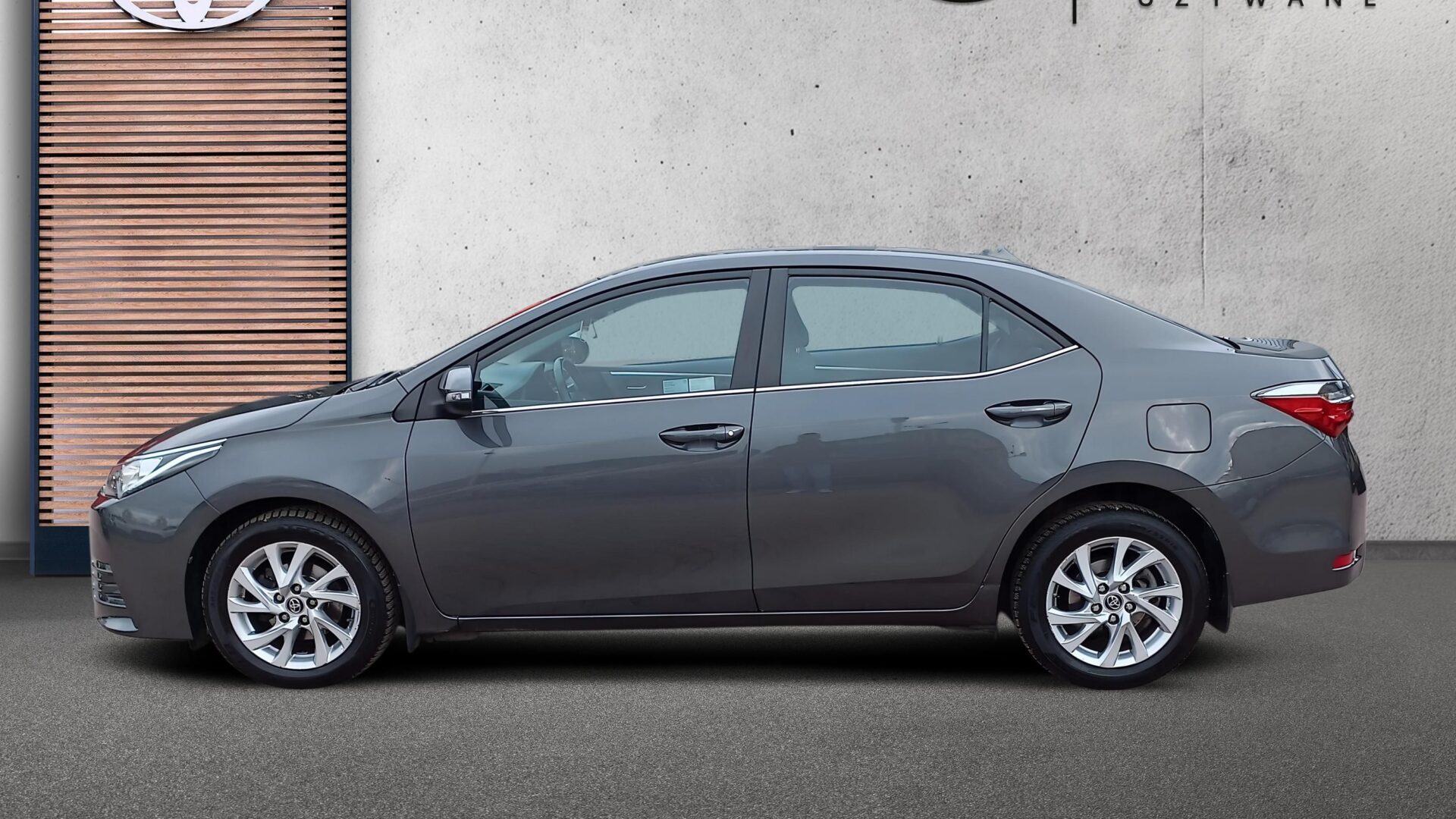 Toyota Corolla - zdjęcie 2