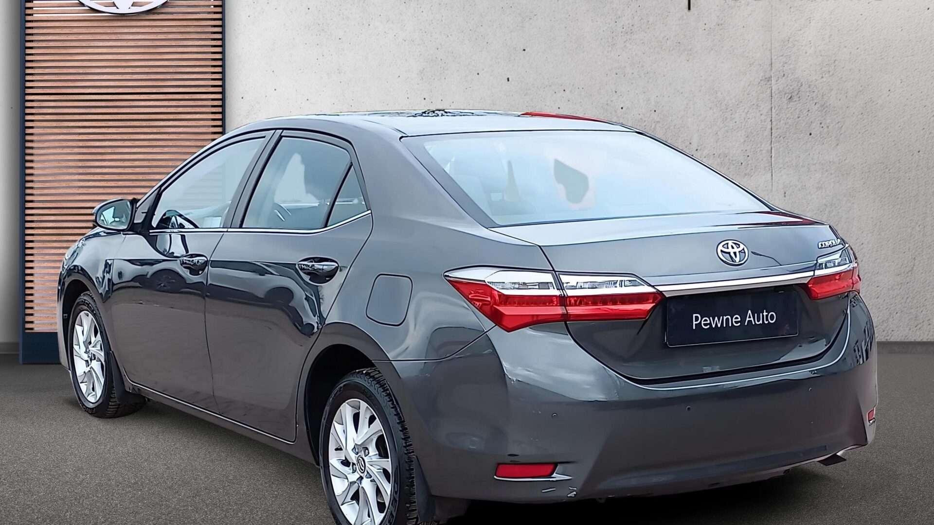 Toyota Corolla - zdjęcie 3