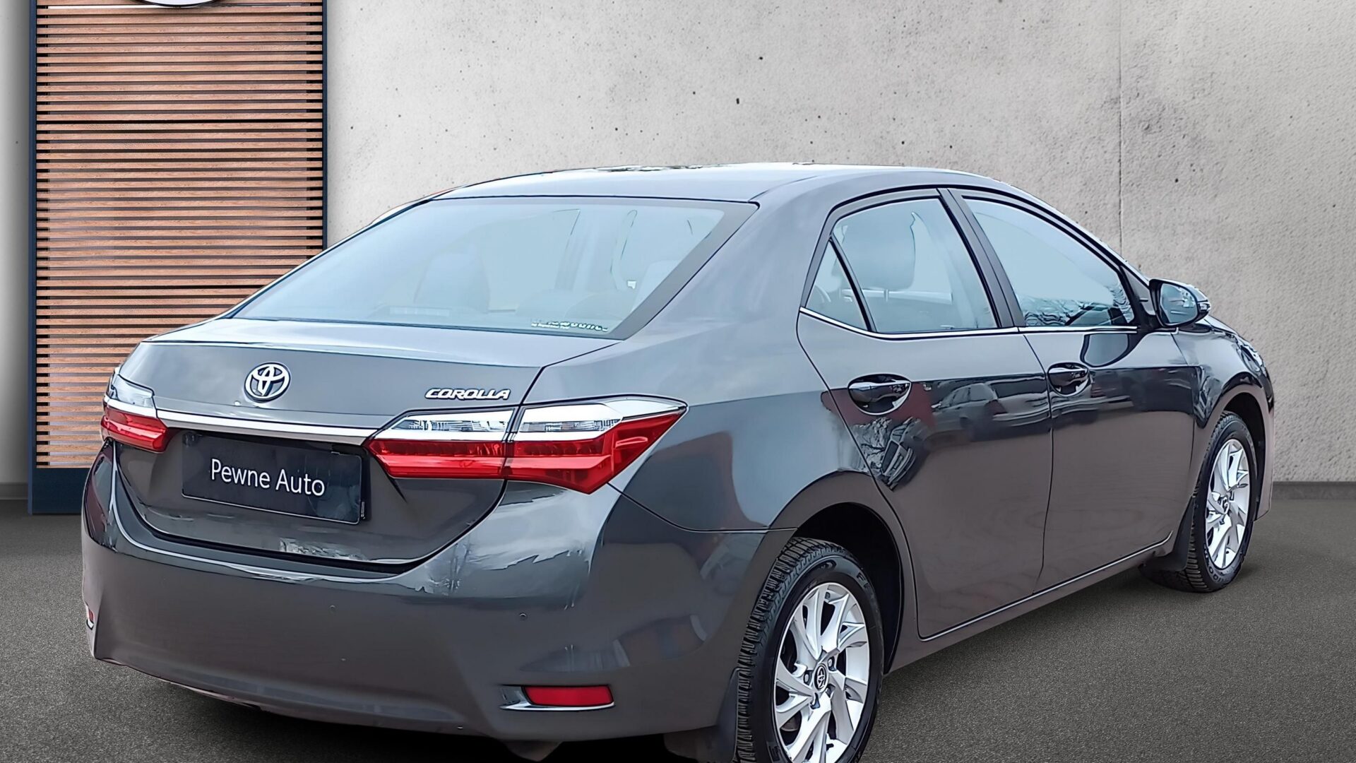 Toyota Corolla - zdjęcie 5