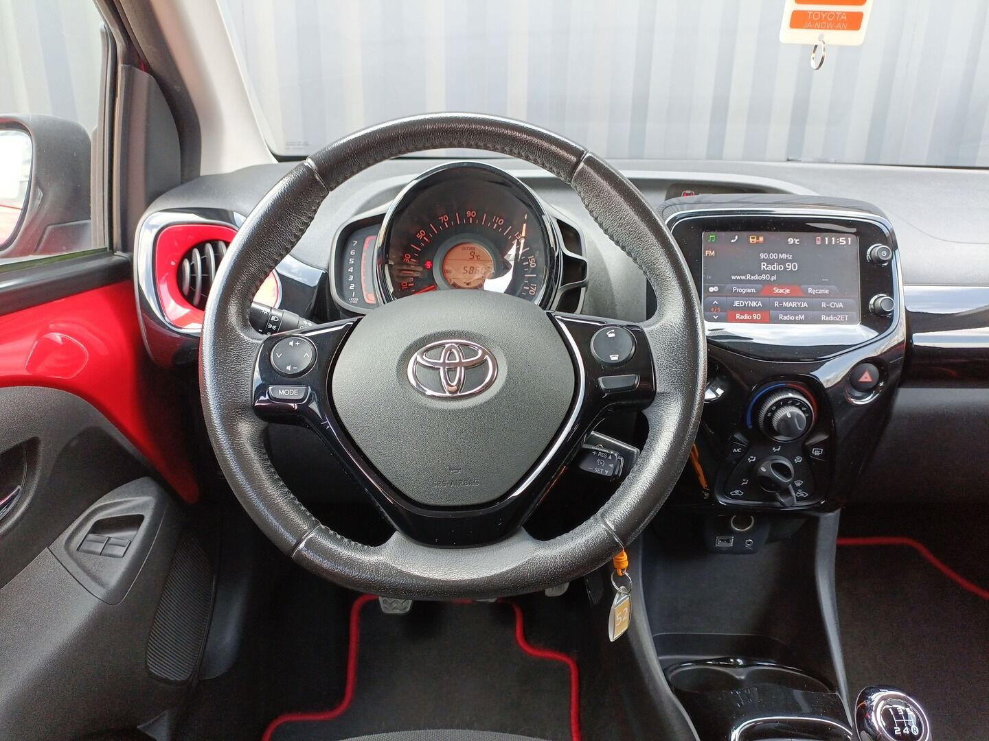 Toyota Aygo - zdjęcie 14