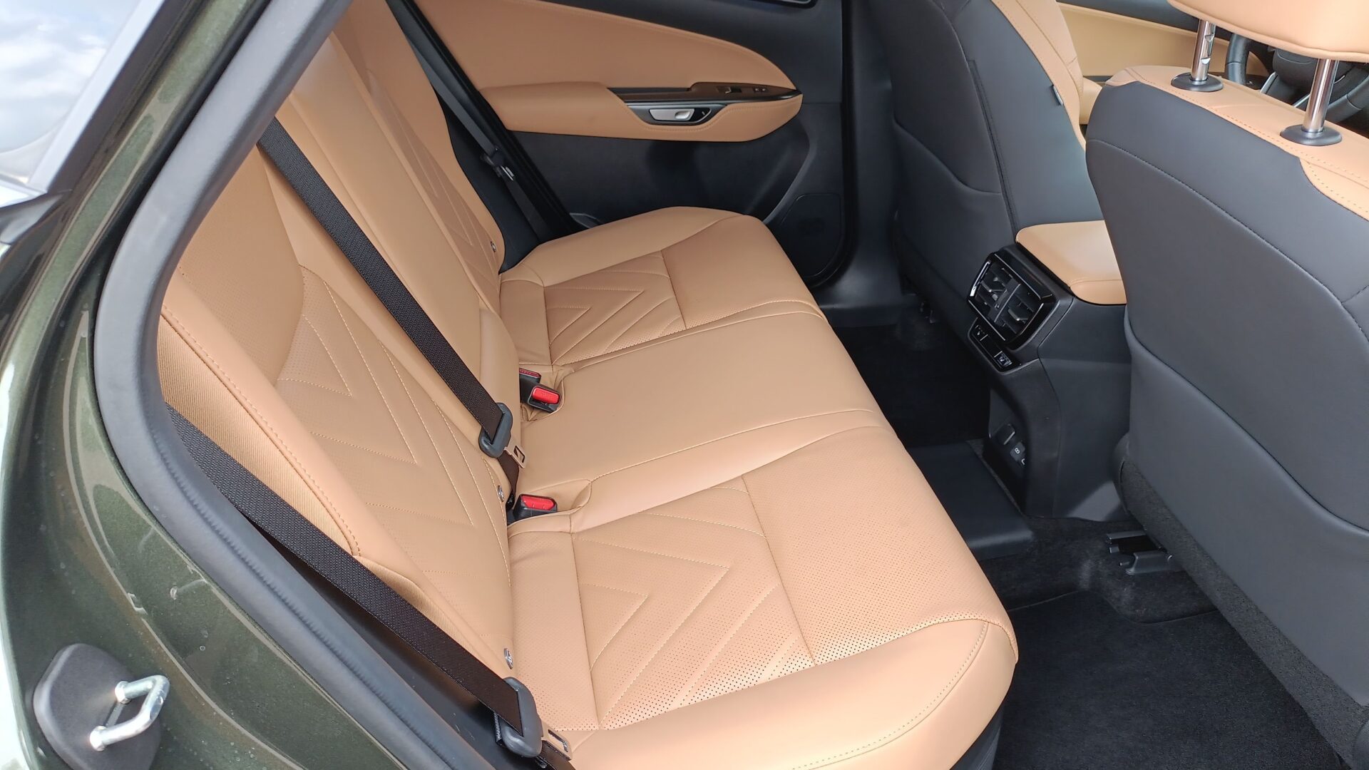 Lexus NX - zdjęcie 12