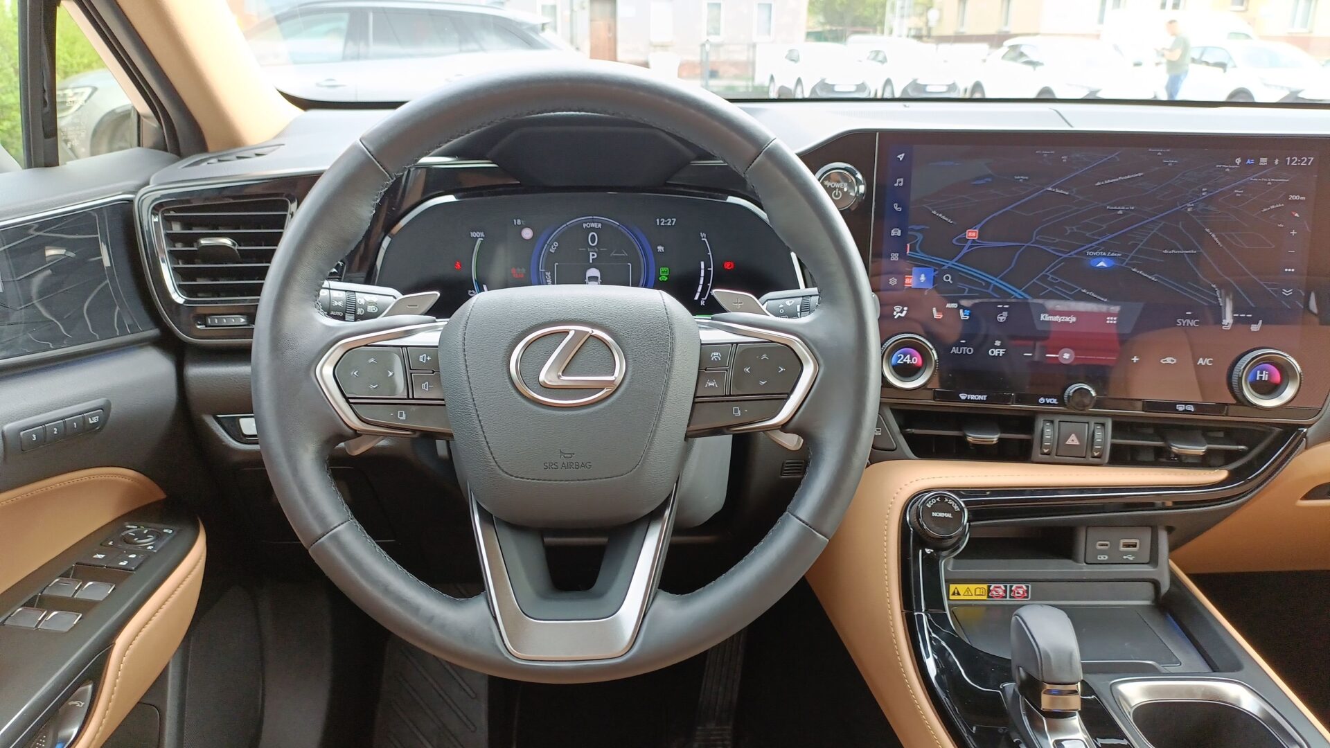 Lexus NX - zdjęcie 14