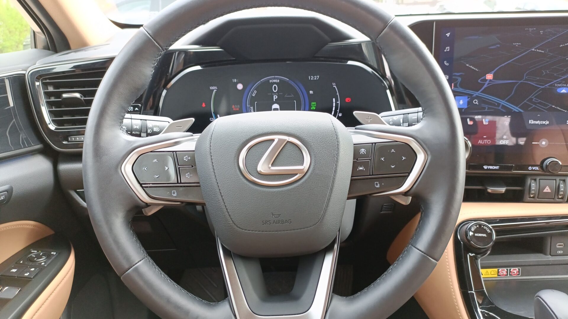Lexus NX - zdjęcie 15