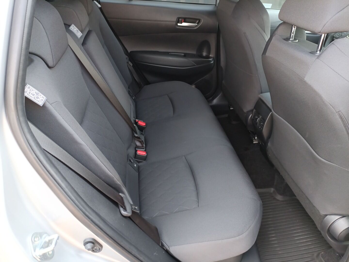 Toyota Corolla Cross - zdjęcie 12