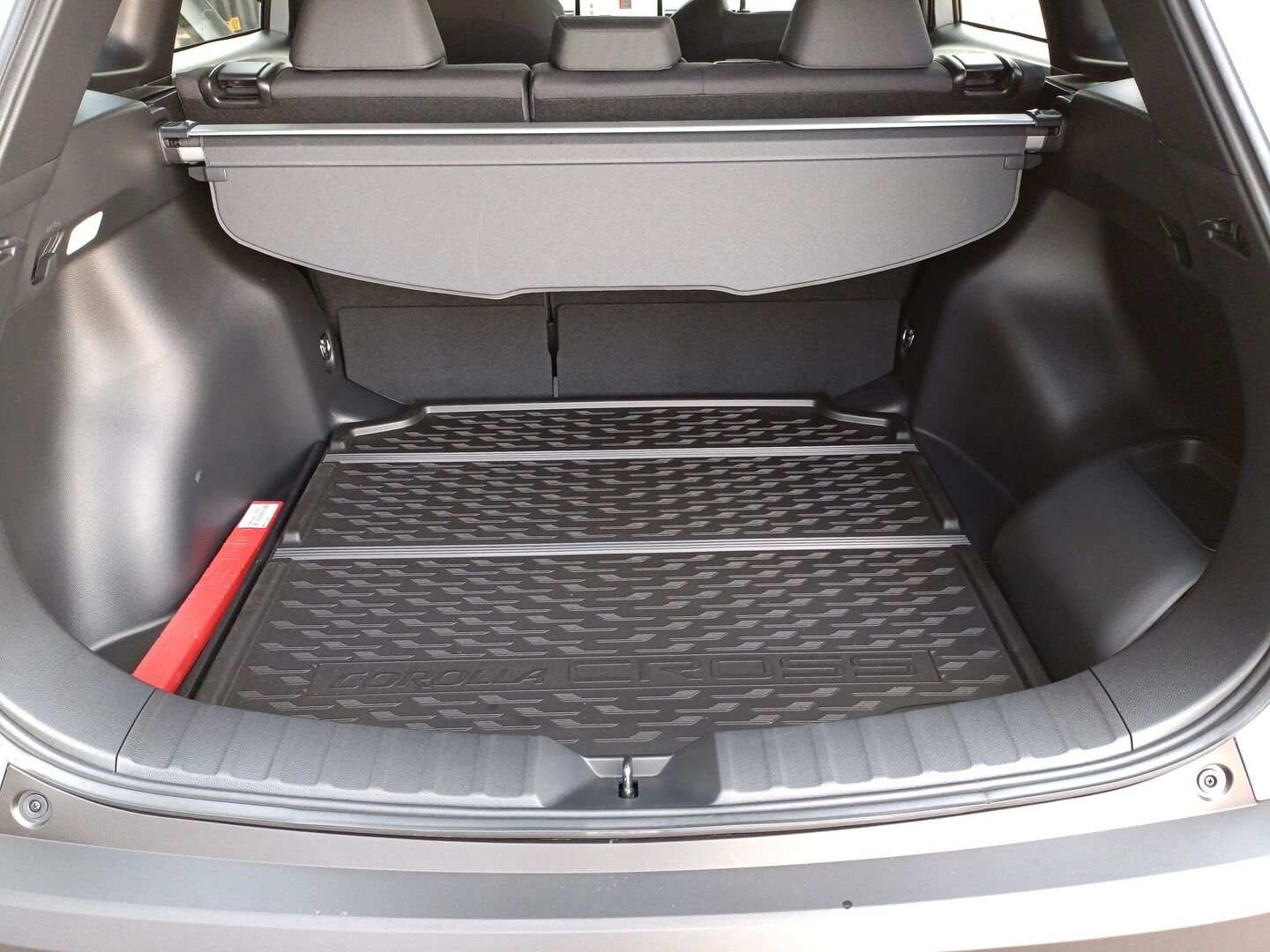 Toyota Corolla Cross - zdjęcie 18