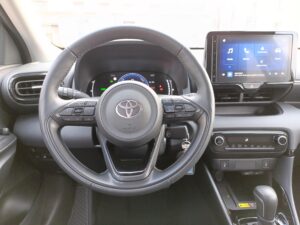 Toyota Yaris - miniatura 12