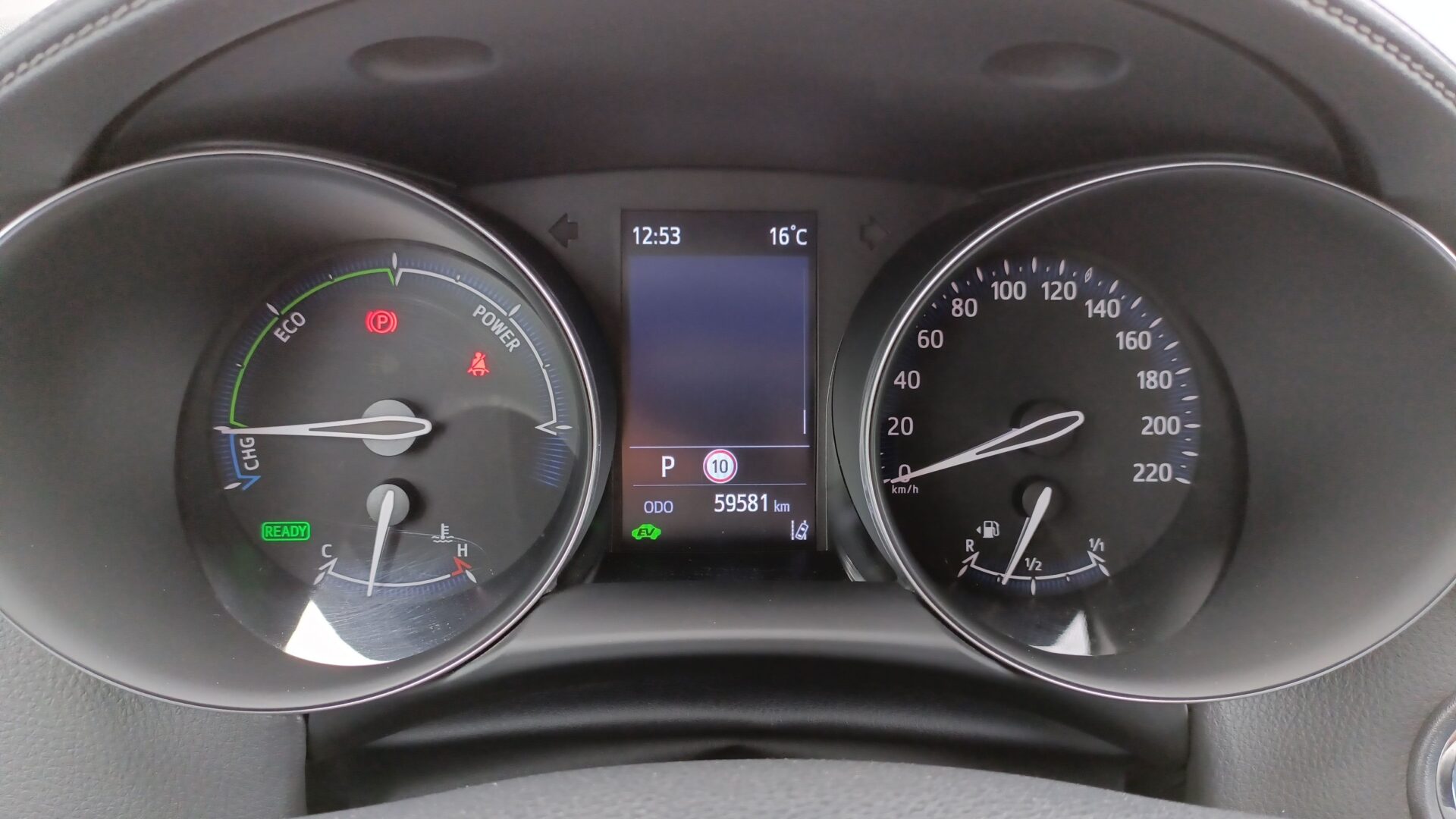 Toyota C-HR - zdjęcie 16