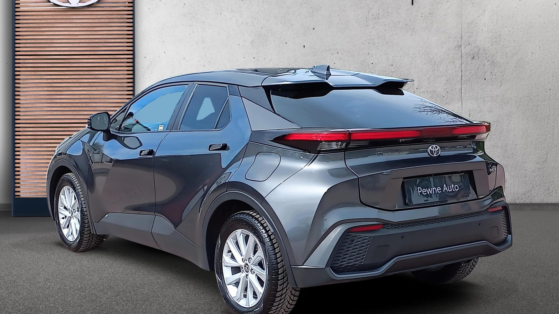 Toyota C-HR - zdjęcie 3