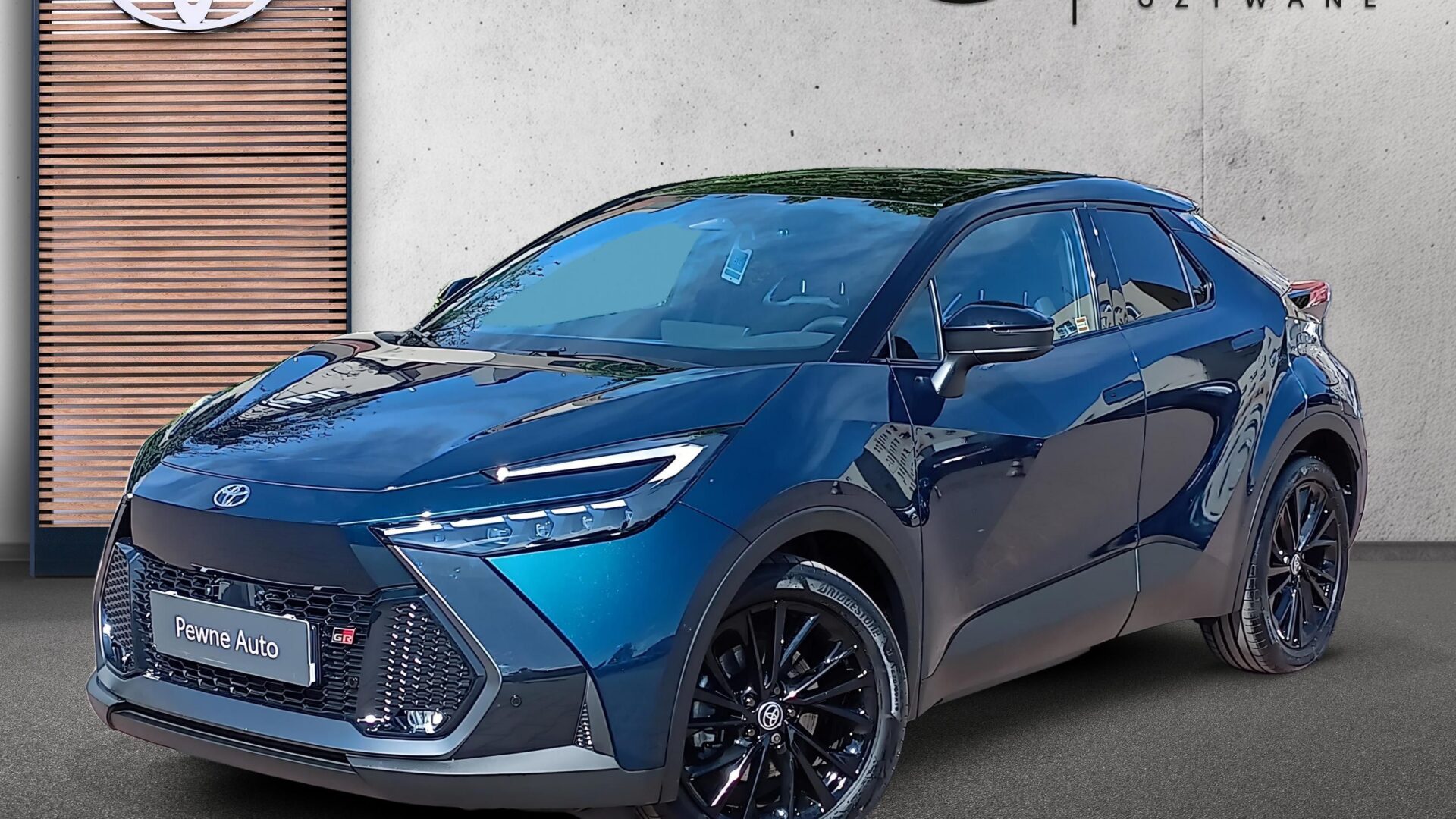 Toyota C-HR - zdjęcie 1