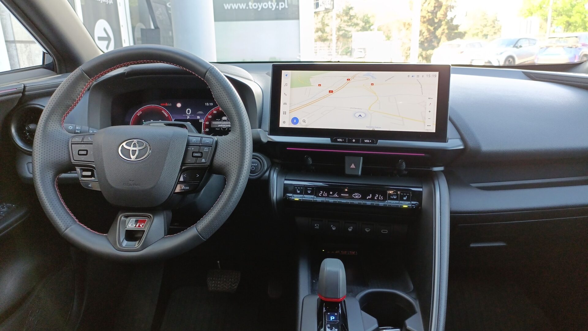 Toyota C-HR - zdjęcie 13
