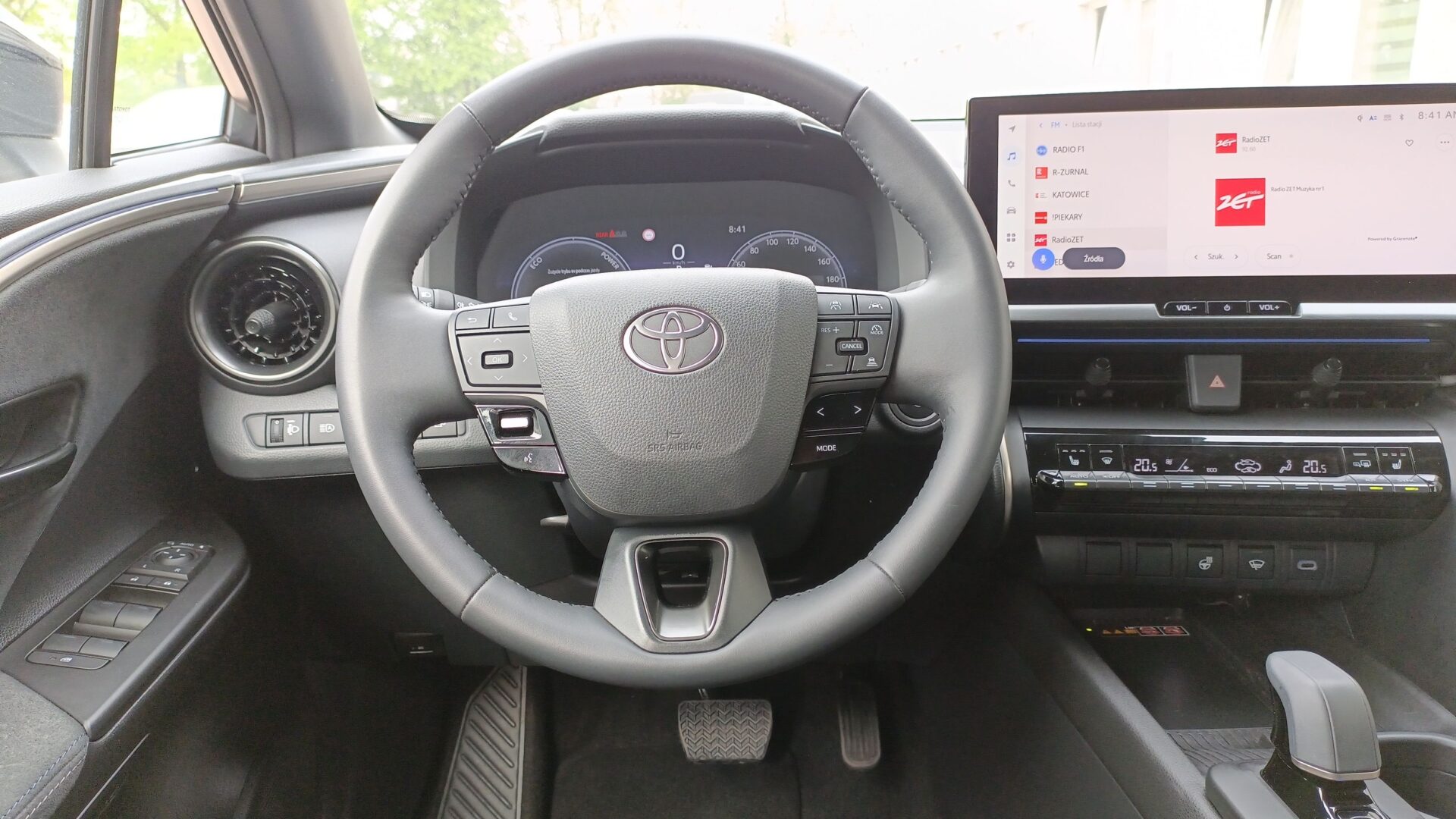 Toyota C-HR - zdjęcie 14