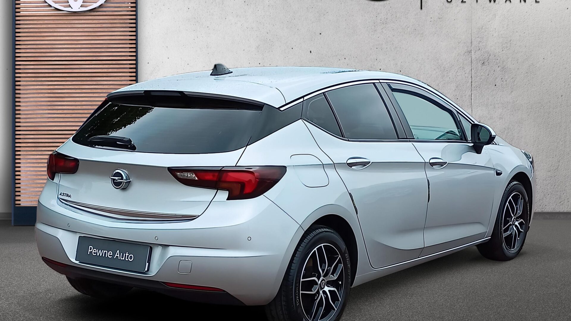 Opel Astra - zdjęcie 5