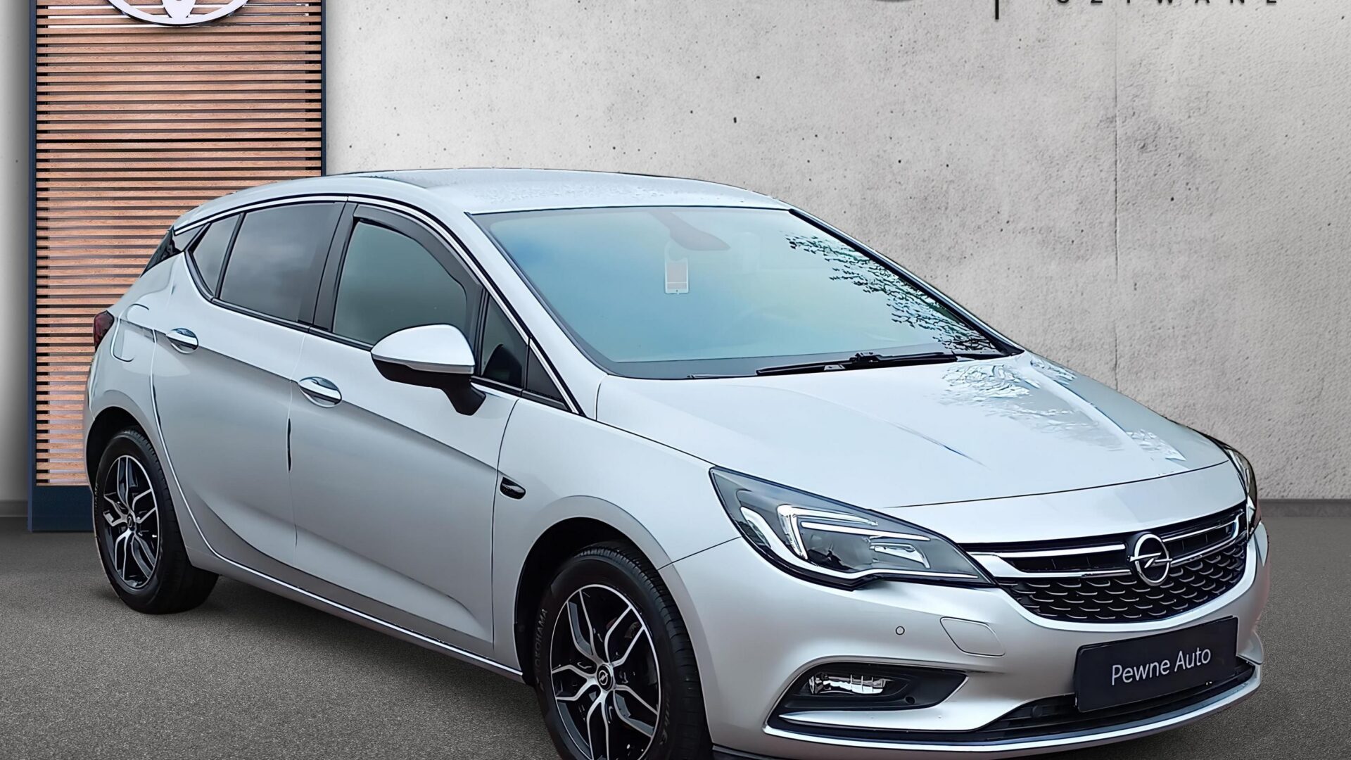 Opel Astra - zdjęcie 7